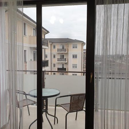 Apartament Adriana Apartman Gyüreg Kültér fotó