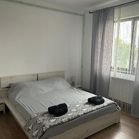 Apartament Adriana Apartman Gyüreg Kültér fotó