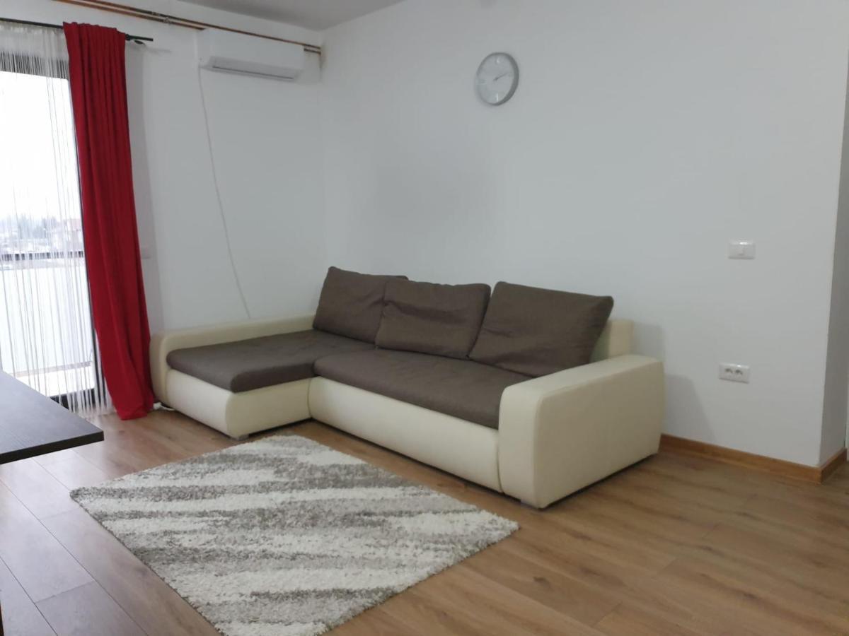 Apartament Adriana Apartman Gyüreg Kültér fotó