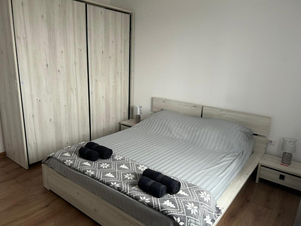 Apartament Adriana Apartman Gyüreg Kültér fotó
